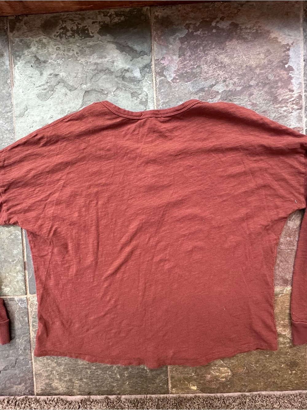 Evereve Rust Long Sleeve Henley Tee - M - Picture 3 of 7
